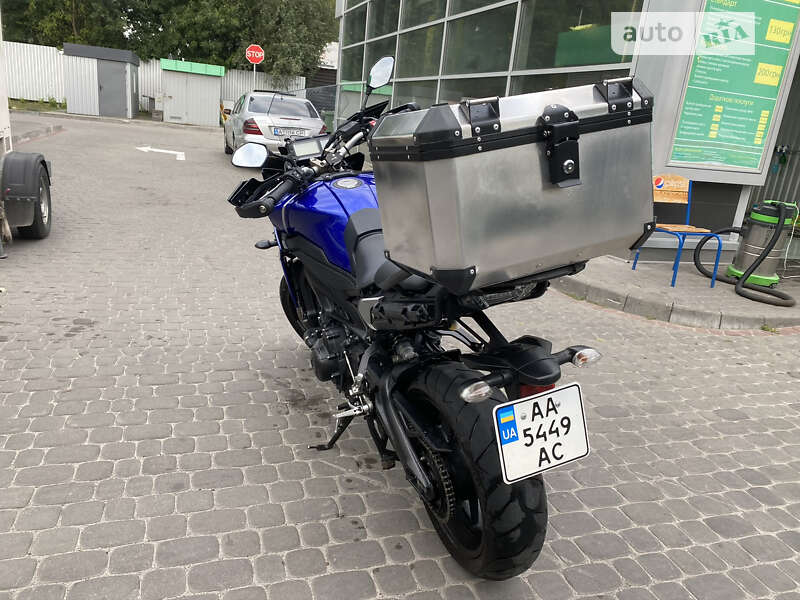 Мотоцикл Спорт-туризм Yamaha MT-09 2018 в Киеве фото 5 Мотоцикл Спорт-туризм Yamaha MT-09 2018 в Киеве