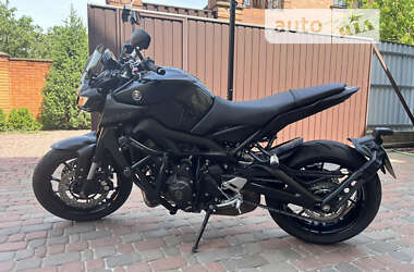 Мотоцикл Без обтекателей (Naked bike) Yamaha MT-09 2020 в Киеве