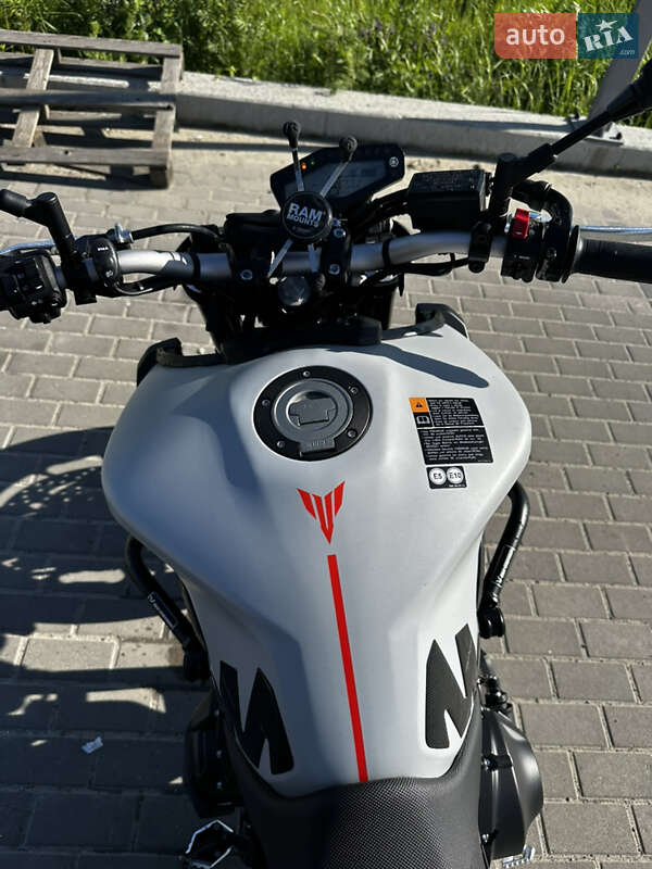 Мотоцикл Без обтікачів (Naked bike) Yamaha MT-09 2019 в Львові