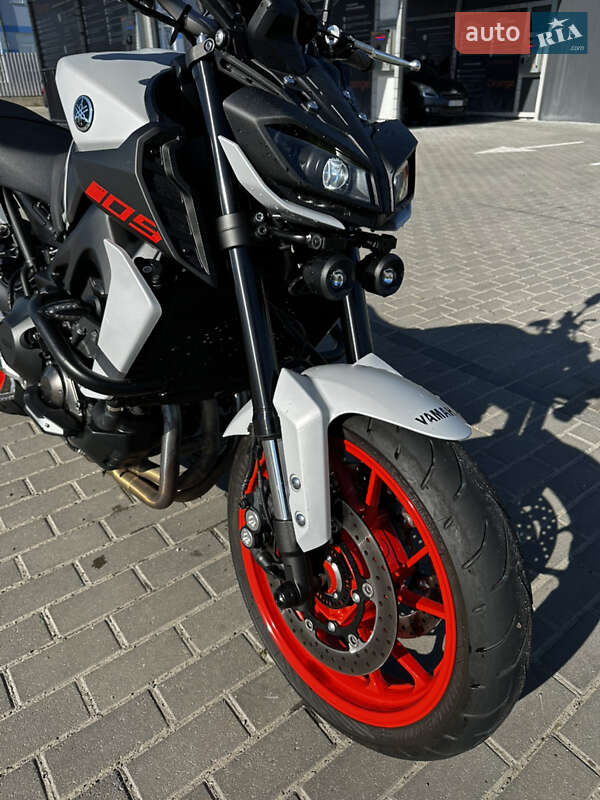 Мотоцикл Без обтікачів (Naked bike) Yamaha MT-09 2019 в Львові