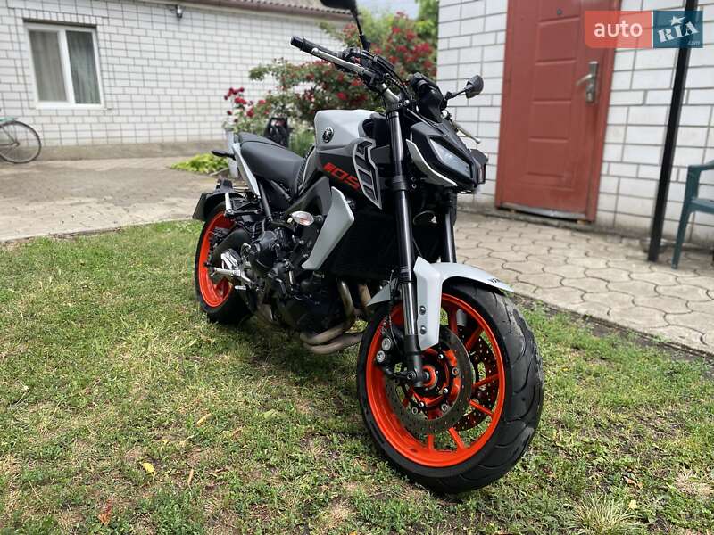Мотоцикл Без обтікачів (Naked bike) Yamaha MT-09 2020 в Дніпрі фото 6 Мотоцикл Без обтікачів (Naked bike) Yamaha MT-09 2020 в Дніпрі