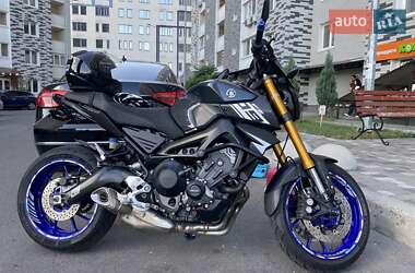Мотоцикл Без обтекателей (Naked bike) Yamaha MT-09 2014 в Киеве