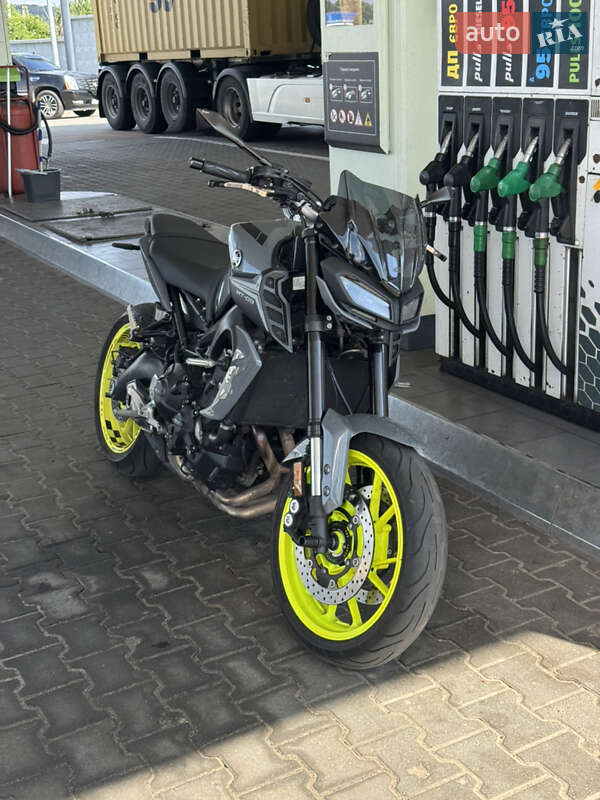 Yamaha MT-09 2018