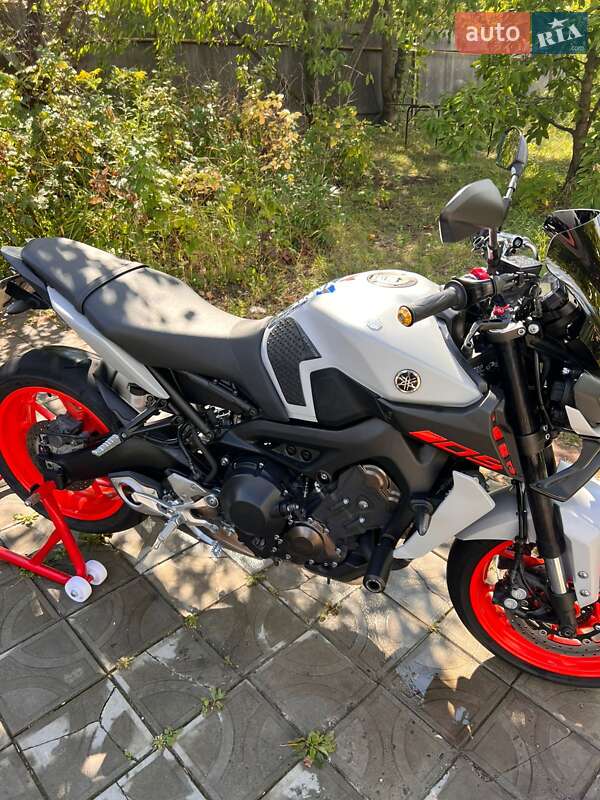 Мотоцикл Без обтекателей (Naked bike) Yamaha MT-09 2019 в Харькове