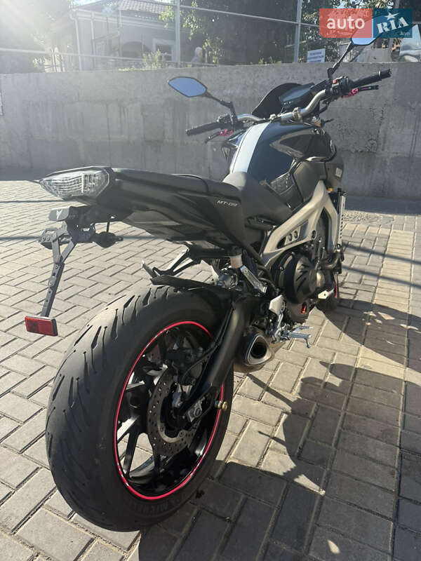 Мотоцикл Без обтікачів (Naked bike) Yamaha MT-09 2014 в Кропивницькому фото 12 Мотоцикл Без обтікачів (Naked bike) Yamaha MT-09 2014 в Кропивницькому