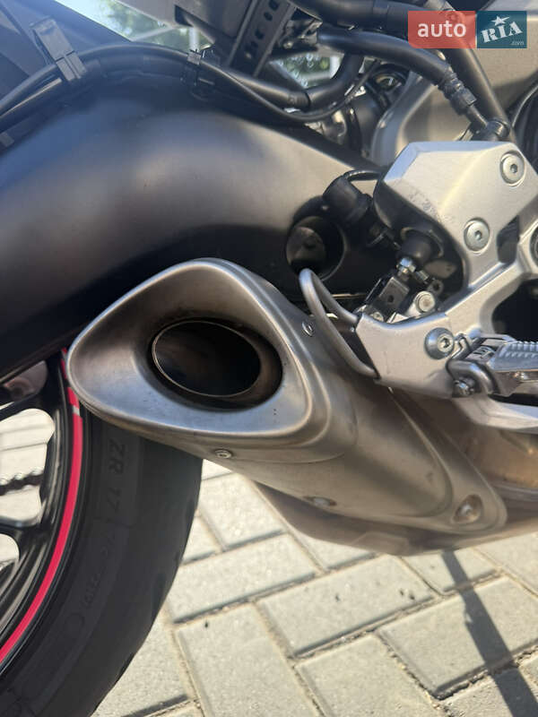 Мотоцикл Без обтікачів (Naked bike) Yamaha MT-09 2014 в Кропивницькому фото 26 Мотоцикл Без обтікачів (Naked bike) Yamaha MT-09 2014 в Кропивницькому