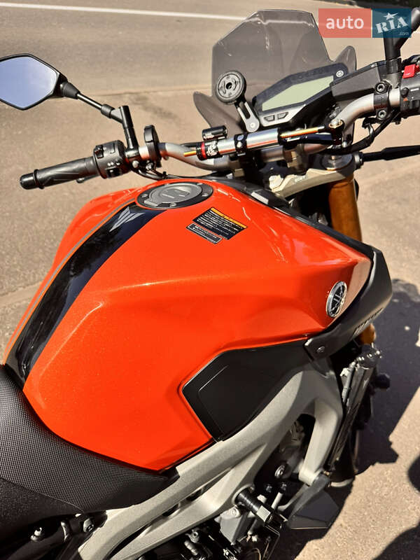 Мотоцикл Без обтікачів (Naked bike) Yamaha MT-09 2015 в Києві