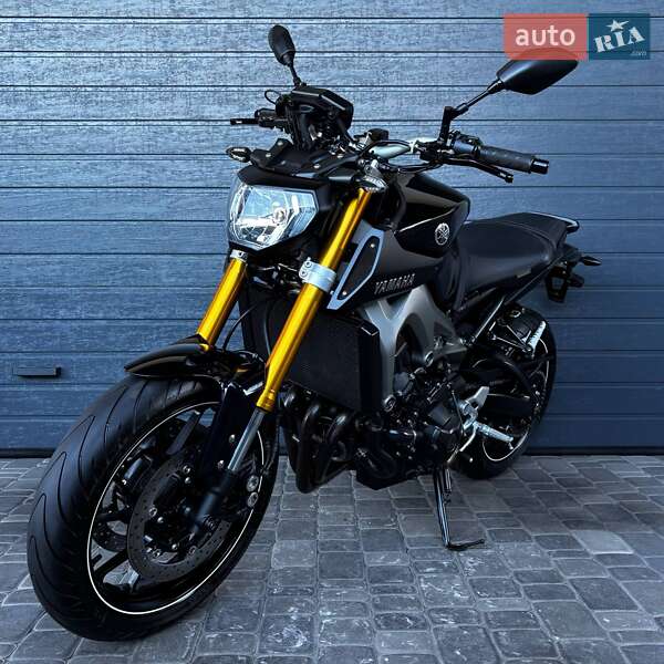 Мотоцикл Без обтікачів (Naked bike) Yamaha MT-09 2014 в Білій Церкві фото 3 Мотоцикл Без обтікачів (Naked bike) Yamaha MT-09 2014 в Білій Церкві