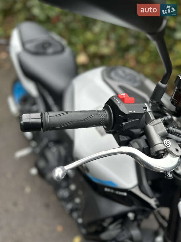 Мотоцикл Без обтекателей (Naked bike) Yamaha MT-09 2025 в Львове фото 7 Мотоцикл Без обтекателей (Naked bike) Yamaha MT-09 2025 в Львове