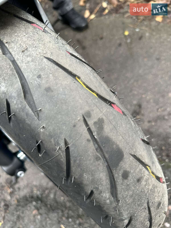 Мотоцикл Без обтекателей (Naked bike) Yamaha MT-09 2025 в Львове фото 10 Мотоцикл Без обтекателей (Naked bike) Yamaha MT-09 2025 в Львове