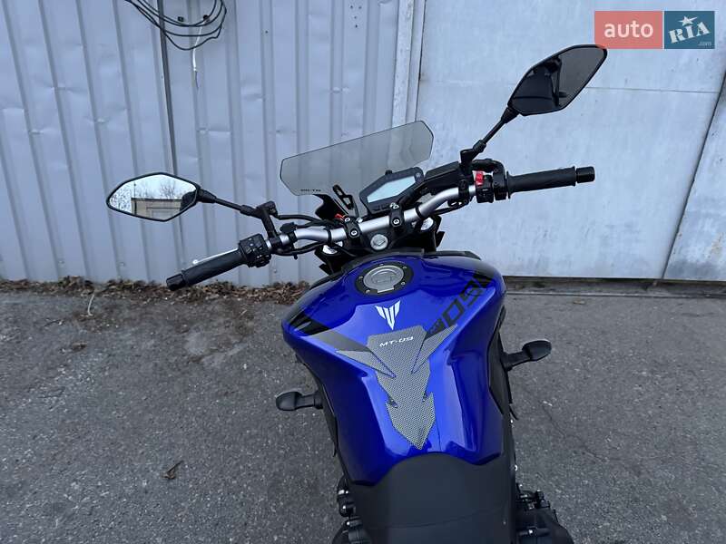 Мотоцикл Без обтекателей (Naked bike) Yamaha MT-09 2020 в Днепре