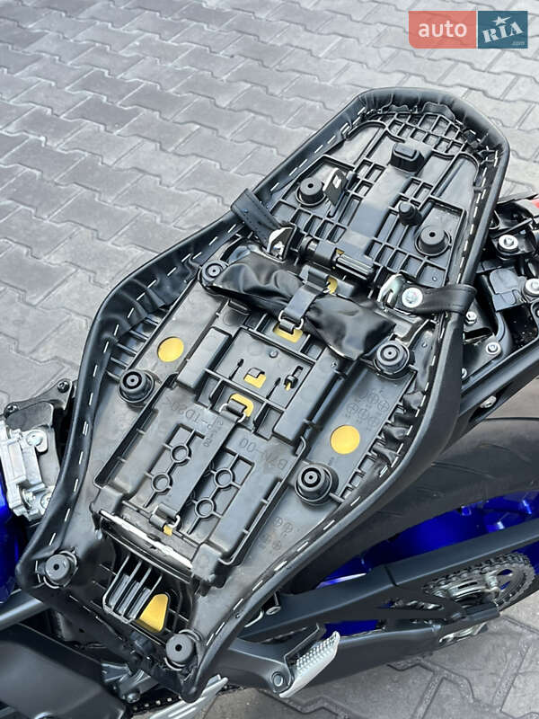 Мотоцикл Без обтікачів (Naked bike) Yamaha MT-09 2021 в Кам'янському фото 34 Мотоцикл Без обтікачів (Naked bike) Yamaha MT-09 2021 в Кам'янському