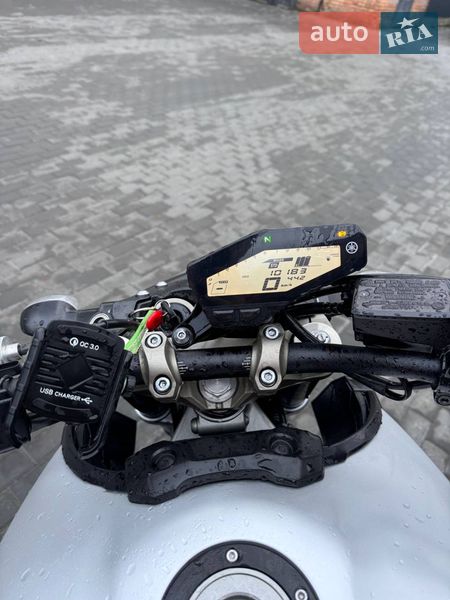 Мотоцикл Без обтекателей (Naked bike) Yamaha MT-09 2016 в Покрове