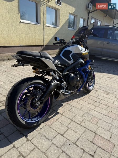 Мотоцикл Без обтекателей (Naked bike) Yamaha MT-09 2020 в Львове