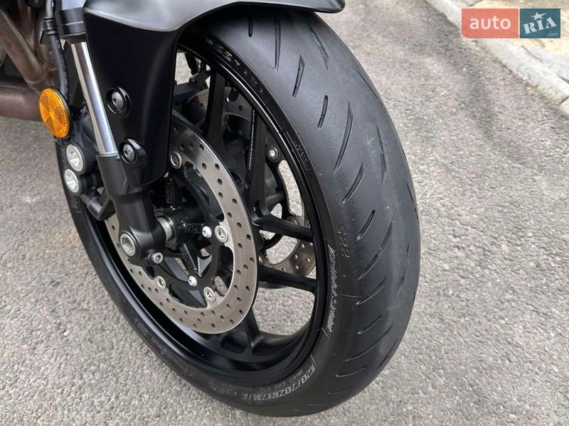 Мотоцикл Без обтекателей (Naked bike) Yamaha MT-09 2022 в Смеле фото 13 Мотоцикл Без обтекателей (Naked bike) Yamaha MT-09 2022 в Смеле