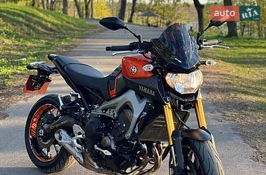 Мотоцикл Без обтекателей (Naked bike) Yamaha MT-09 2015 в Виннице