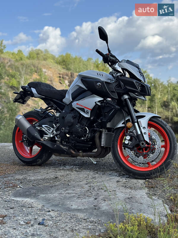 Мотоцикл Без обтекателей (Naked bike) Yamaha MT-10 2020 в Нетешине