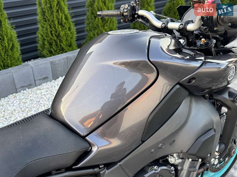 Мотоцикл Без обтекателей (Naked bike) Yamaha MT-10 2023 в Ковеле фото 7 Мотоцикл Без обтекателей (Naked bike) Yamaha MT-10 2023 в Ковеле