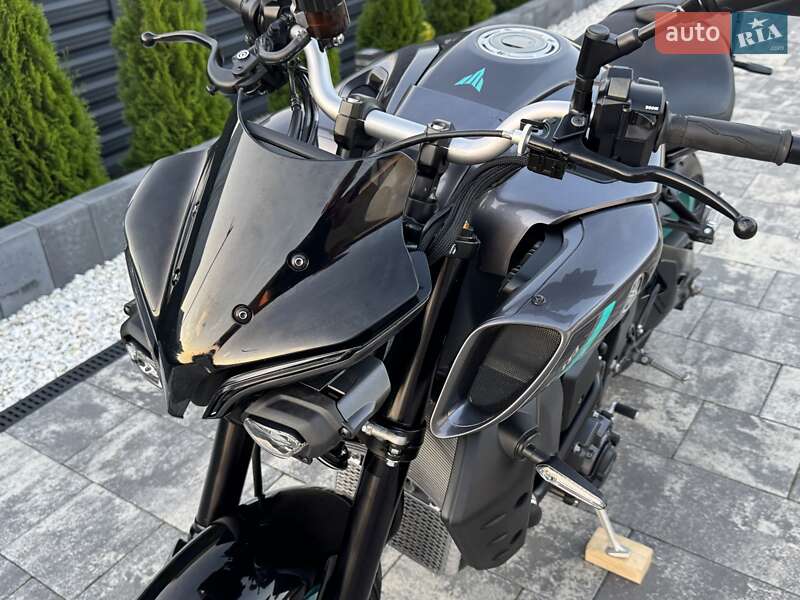 Мотоцикл Без обтекателей (Naked bike) Yamaha MT-10 2023 в Ковеле фото 39 Мотоцикл Без обтекателей (Naked bike) Yamaha MT-10 2023 в Ковеле