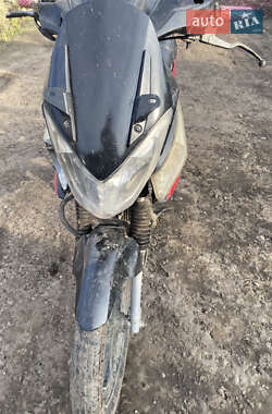 Скутер Yamaha Neos 2000 в 