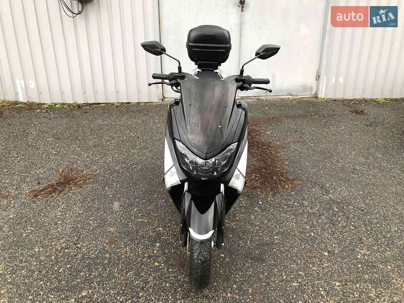 Максі-скутер Yamaha NMax 2016 в Дніпрі фото 5 Максі-скутер Yamaha NMax 2016 в Дніпрі