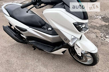 Макси-скутер Yamaha NMax 2016 в Житомире