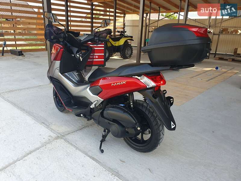 Скутер Yamaha NMax 2017 в Вышгороде