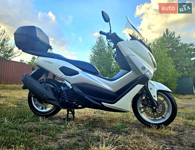 Yamaha NMax 2015