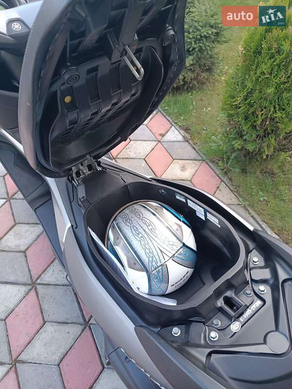 Грузовые мотороллеры, мотоциклы, скутеры, мопеды Yamaha NMax 2018 в Самборе