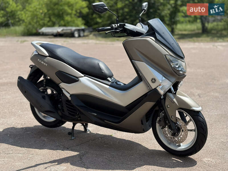 Yamaha NMax 2015