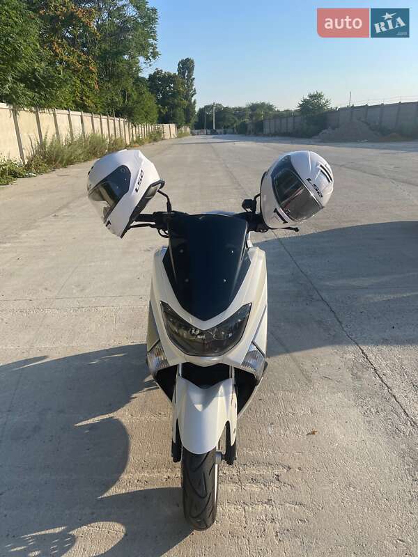 Yamaha NMax 2016