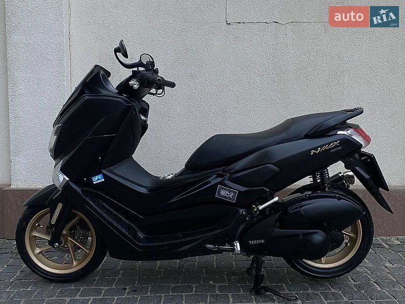 Макси-скутер Yamaha NMax 2017 в Одессе