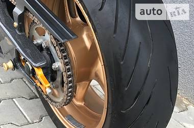 Спортбайк Yamaha R1 2014 в 