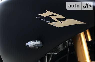 Спортбайк Yamaha R1 2014 в 