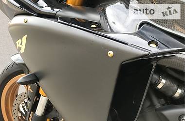 Спортбайк Yamaha R1 2014 в 