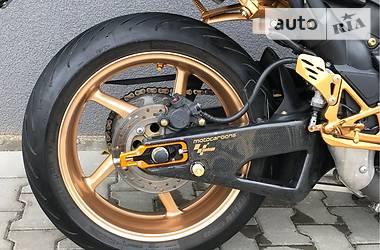 Спортбайк Yamaha R1 2014 в 