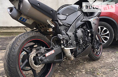 Спортбайк Yamaha R1 2013 в Львове