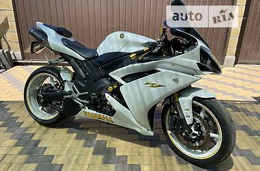 Спортбайк Yamaha R1 2008 в 
