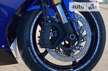 Спортбайк Yamaha R1 2009 в 