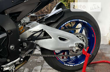 Спортбайк Yamaha R1 2017 в 