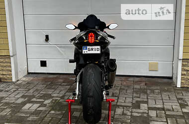 Спортбайк Yamaha R1 2017 в 