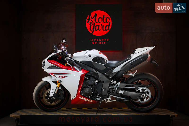 Yamaha R1 2009