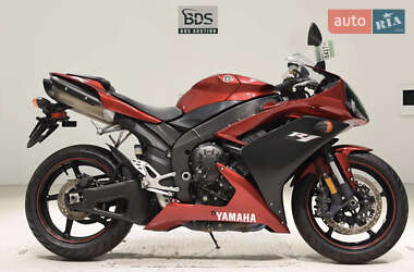 Мотоцикл Спорт-туризм Yamaha R1 2008 в Сновске Мотоцикл Спорт-туризм Yamaha R1 2008 в Сновске