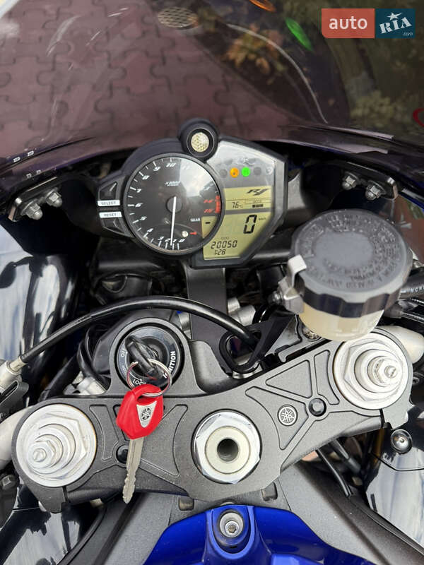 Спортбайк Yamaha R1 2009 в Зіньківі фото 4 Спортбайк Yamaha R1 2009 в Зіньківі