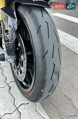 Спортбайк Yamaha R1M 2024 в 