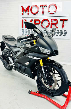 Спортбайк Yamaha R3 2018 в 