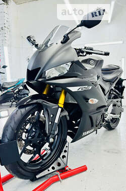 Спортбайк Yamaha R3 2018 в 