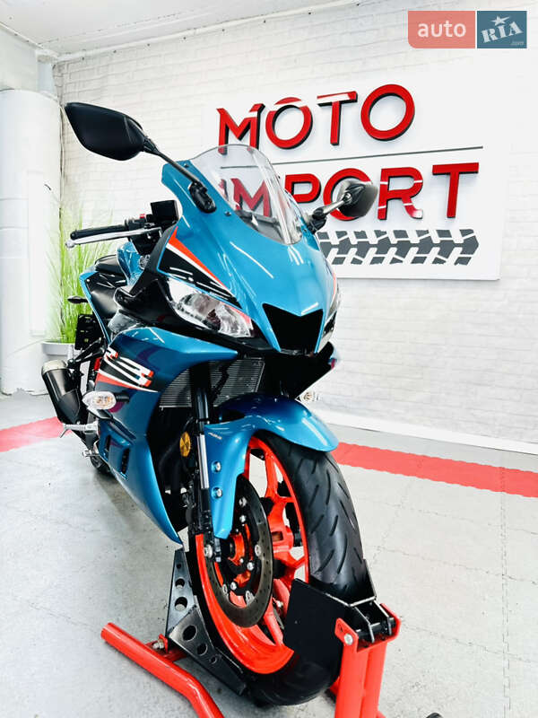 Спортбайк Yamaha R3 2019 в 