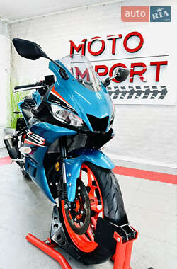 Спортбайк Yamaha R3 2019 в 