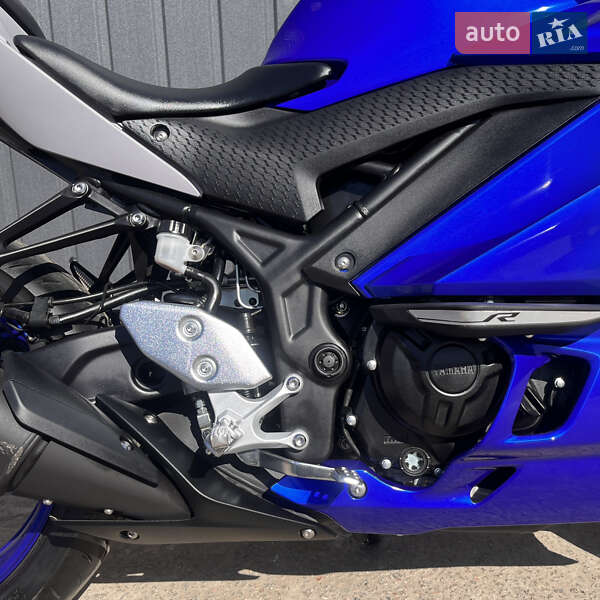 Спортбайк Yamaha R3 2021 в Марганце